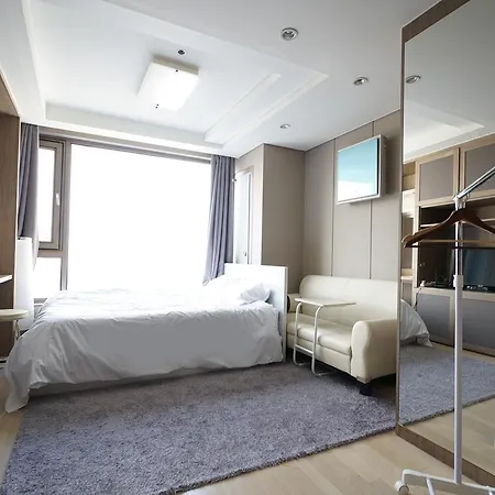 Galaxy Sinsa Sharmang Apartment